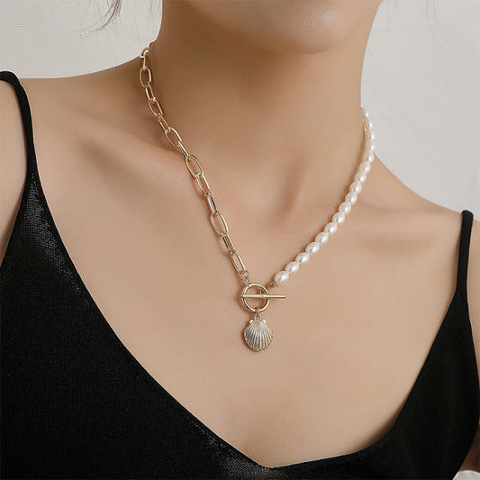 Collier ras du cou en perles